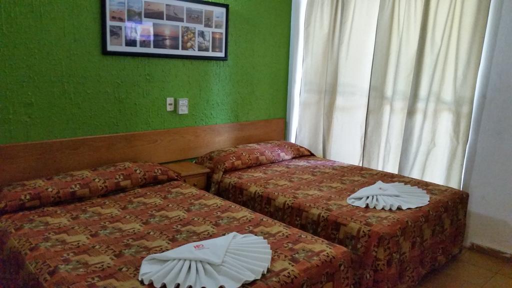 Delfin Playa Azul Hotel Lazaro Cardenas  Exterior photo